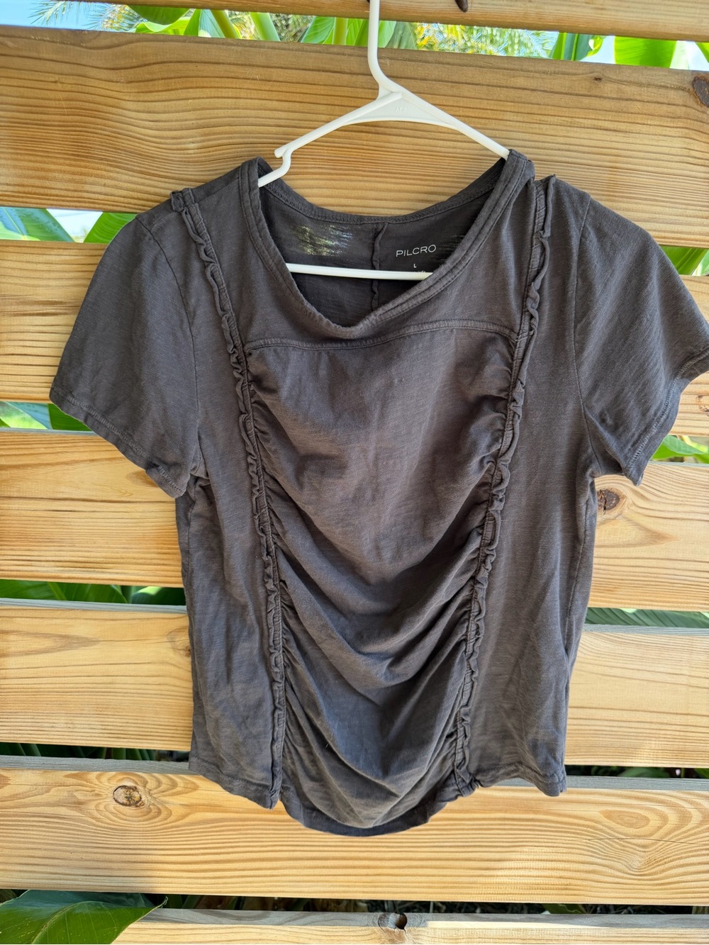 Pilcro Charcoal Ruched Front Short-Sleeve Tee